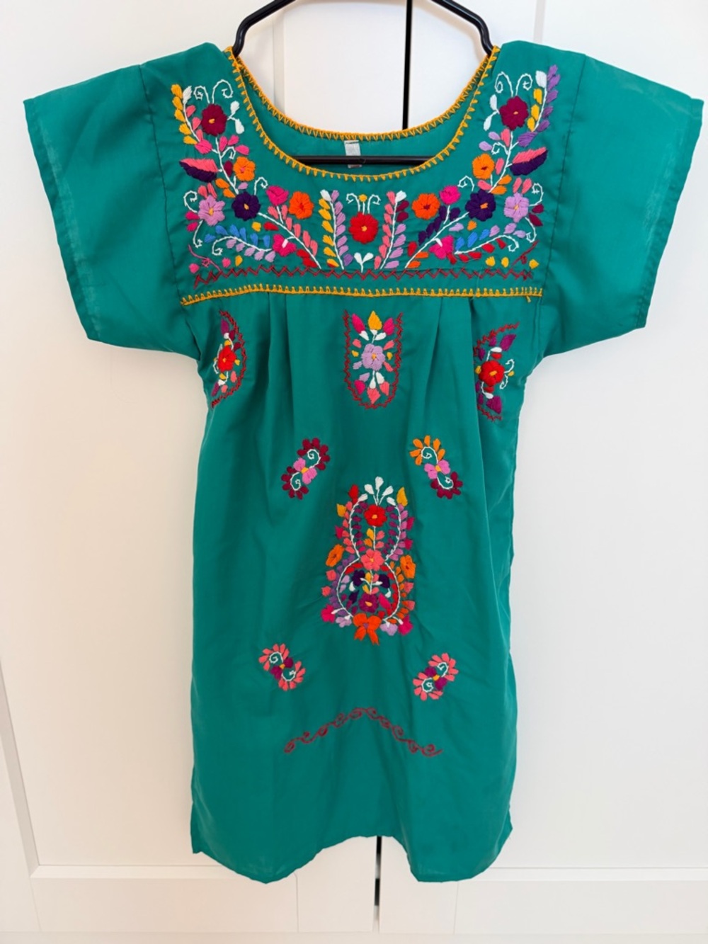 Girls Size 6 Mexican Embroidered Dress Teal Floral Never Worn